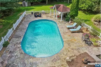 68 Lake Street, Upper Saddle River, NJ 07458 - Photo 8