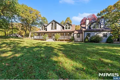 30 Snow Mountain Avenue, Mahwah, NJ 07430 - Photo 1