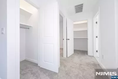 435 Jauncey Avenue, Lyndhurst Township, NJ 07071 - Photo 8