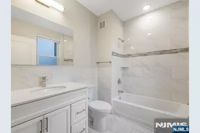 227 Teaneck Road 403 #403, Teaneck Township, NJ 07666 - Photo 6
