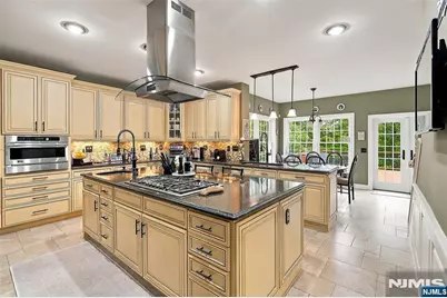 21 Pine Hill Road, Mahwah, NJ 07430 - Photo 16