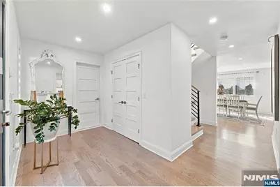 79 Elm Avenue, Fairview, NJ 07022 - Photo 22