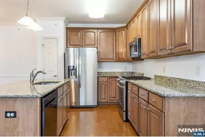 98 Quarry Drive B2 #B2, Woodland Park, NJ 07424 - Photo 14