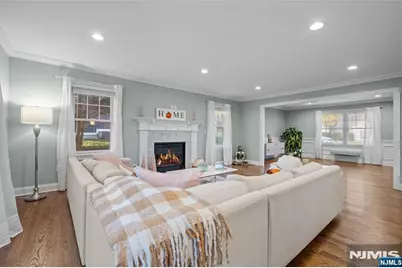 656 Wyndemere Avenue, Ridgewood, NJ 07450 - Photo 4