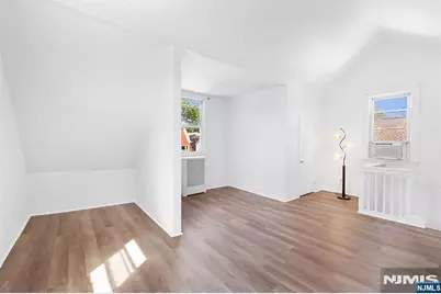 21 Hackett Place, Rutherford, NJ 07070 - Photo 16