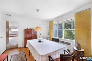 11 Hamilton Dr, North Caldwell, NJ 07006 - Photo 4
