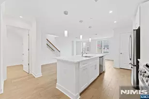10 Ward St, Bloomfield, NJ 07003 - Photo 4
