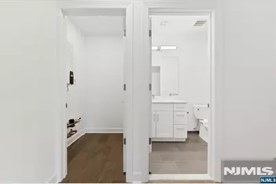 10 Ward Street, Bloomfield, NJ 07003 - Photo 32