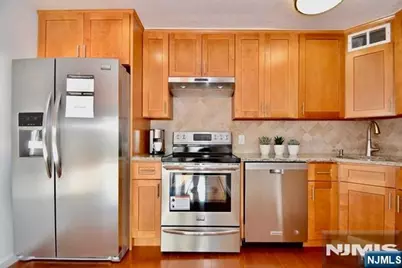 233 12th 2A #2A, Palisades Park, NJ 07650 - Photo 2