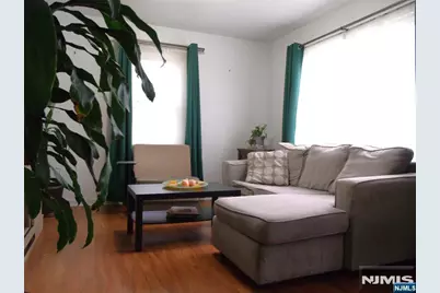 32 Dojean Court, Bergenfield, NJ 07621 - Photo 2