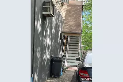 545 Mola Boulevard, Elmwood Park, NJ 07407 - Photo 20