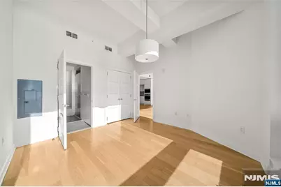 9 Somerset Lane 507 #507, Edgewater, NJ 07020 - Photo 18