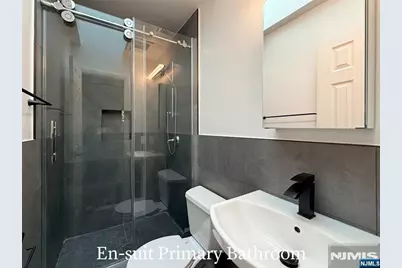 1537 John Street 7 #7, Fort Lee, NJ 07024 - Photo 8