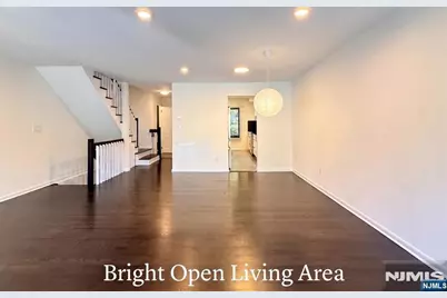 1537 John Street 7 #7, Fort Lee, NJ 07024 - Photo 2