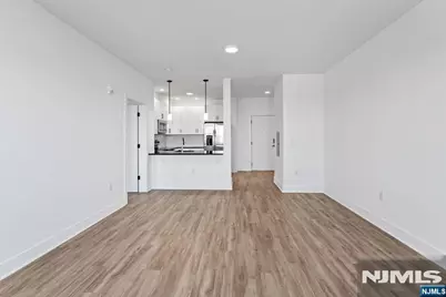 520 Cliff Street, Fairview, NJ 07022 - Photo 6
