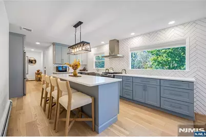 68 Burnwood Lane, Upper Saddle River, NJ 07458 - Photo 8
