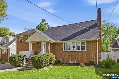136 Van Buskirk Road, Teaneck Township, NJ 07666 - Photo 2