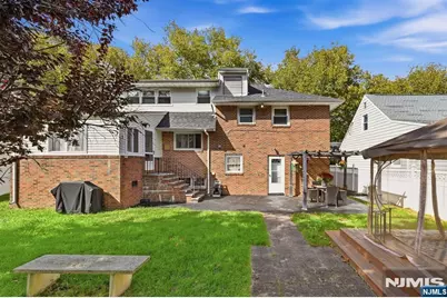 136 Van Buskirk Road, Teaneck Township, NJ 07666 - Photo 42