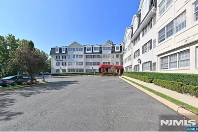 131 Clinton Place 214 #214, Hackensack, NJ 07601 - Photo 18