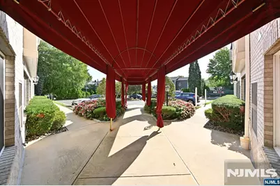 131 Clinton Place 214 #214, Hackensack, NJ 07601 - Photo 2