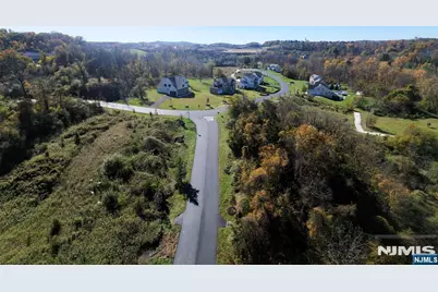 6 Ruby Court, Hamburg, NJ 07419 - Photo 2