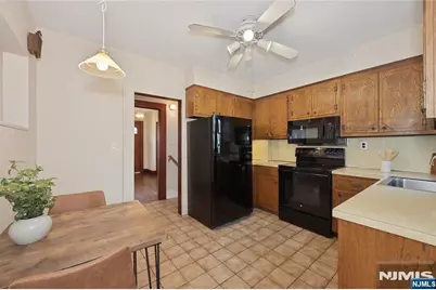 656 Orchard Street, Oradell, NJ 07649 - Photo 12