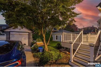 384 Pleasant Avenue, Cliffside Park, NJ 07010 - Photo 22