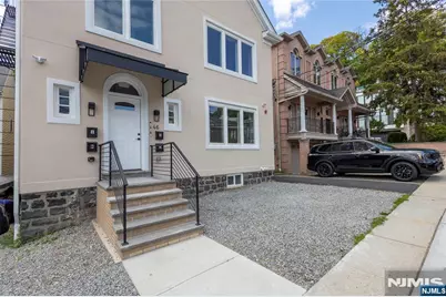 46 Hudson Avenue C #C, Edgewater, NJ 07020 - Photo 1