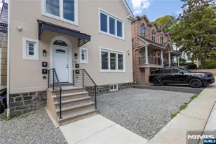 46 Hudson Ave C, Edgewater, NJ 07020 - Photo 1