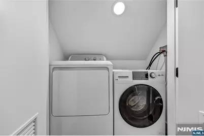 46 Hudson Avenue C #C, Edgewater, NJ 07020 - Photo 18