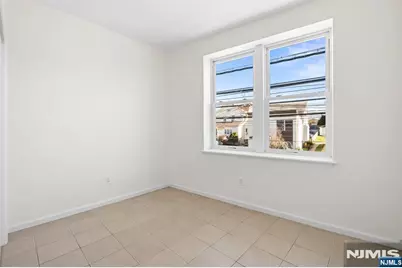 613 Ridge Road 2R #2R, Lyndhurst Township, NJ 07071 - Photo 6