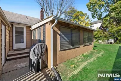 169 Pleasant Avenue, Maywood, NJ 07607 - Photo 24