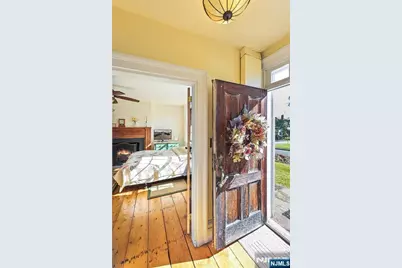 404 Washington Avenue, Dumont, NJ 07628 - Photo 4