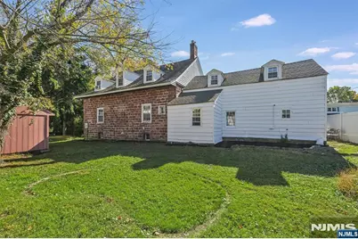 404 Washington Avenue, Dumont, NJ 07628 - Photo 34