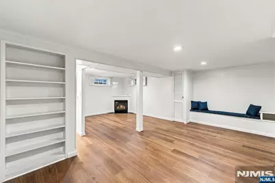 16 Hillcrest Road, Tenafly, NJ 07670 - Photo 12