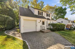 16 Hillcrest Rd, Tenafly, NJ 07670 - Photo 1