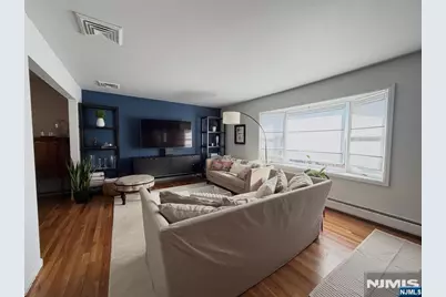 34 Meyerhoff Place B #B, Oradell, NJ 07649 - Photo 4