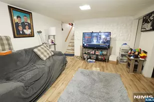 752 Highland, Newark, NJ 07104 - Photo 22