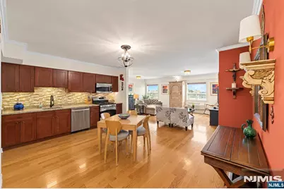 809 22nd Street 708 #708, Union City, NJ 07087 - Photo 4
