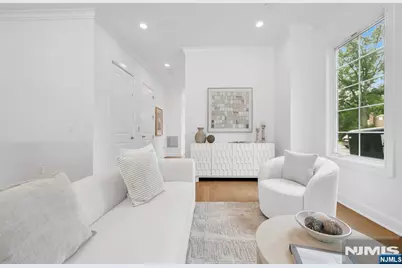 11 Gabriel Court 11 #11, Paramus, NJ 07652 - Photo 10