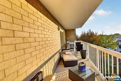38 Moonachie Road 315 #315, Hackensack, NJ 07601 - Photo 30