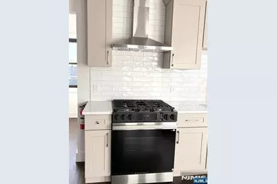 235 Elmwood Avenue 3 #3, Maplewood, NJ 07040 - Photo 8