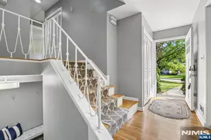 65 Springbrook, Livingston, NJ 07039 - Photo 2