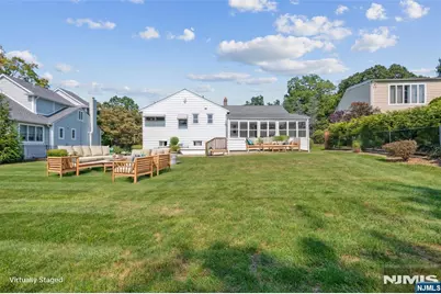 990 Washington Avenue, Ho Ho Kus, NJ 07423 - Photo 18