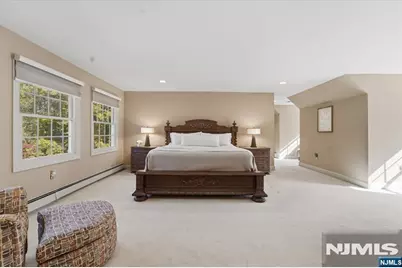 580 Brookside Avenue, Allendale, NJ 07401 - Photo 36