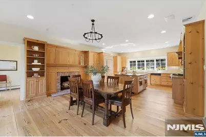 580 Brookside Avenue, Allendale, NJ 07401 - Photo 8