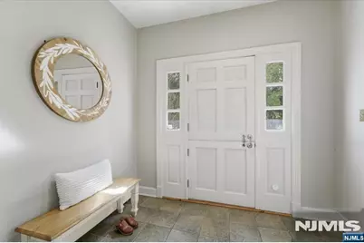 580 Brookside Avenue, Allendale, NJ 07401 - Photo 16