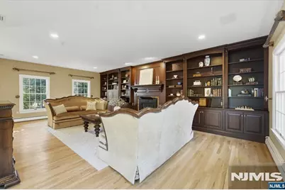 580 Brookside Avenue, Allendale, NJ 07401 - Photo 26