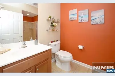 5 Holly Lane, Garfield, NJ 07026 - Photo 8