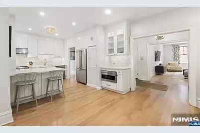 1000 Hudson Street 204 #204, Hoboken, NJ 07030 - Photo 4